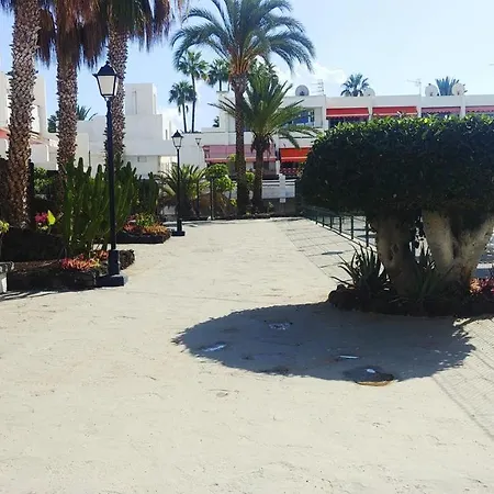 Poolview Ground Floor Apartmán Arona (Tenerife)